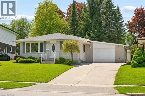 105 Silverspring Crescent Kitchener ON N2M 4P3