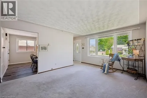 105 Silverspring Crescent Kitchener ON N2M 4P3