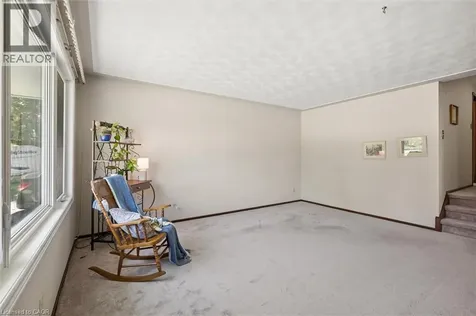105 Silverspring Crescent Kitchener ON N2M 4P3