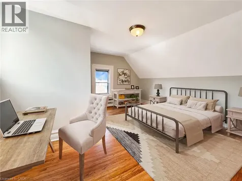 112 West Avenue North Hamilton ON L8L 5C3