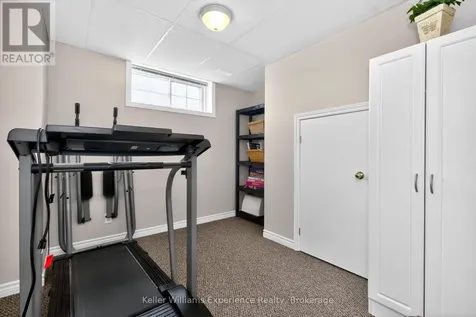 4 Byrnes Crescent Penetanguishene ON L9M 1W4