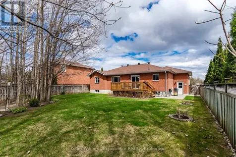 4 Byrnes Crescent Penetanguishene ON L9M 1W4