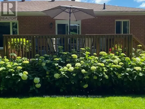 4 Byrnes Crescent Penetanguishene ON L9M 1W4