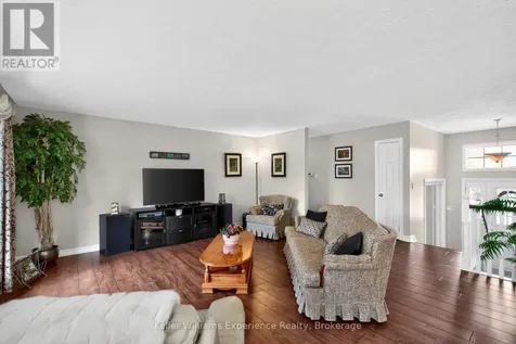 4 Byrnes Crescent Penetanguishene ON L9M 1W4