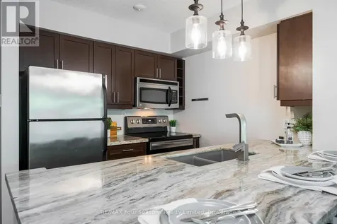 373 Mariners Way Collingwood ON L9Y 5C7