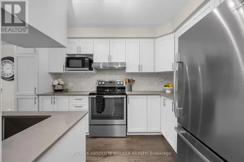 4396 Goldeneye Way Ottawa ON K1V 2H9