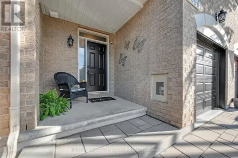 4396 Goldeneye Way Ottawa ON K1V 2H9