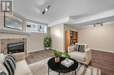 4396 Goldeneye Way Ottawa ON K1V 2H9