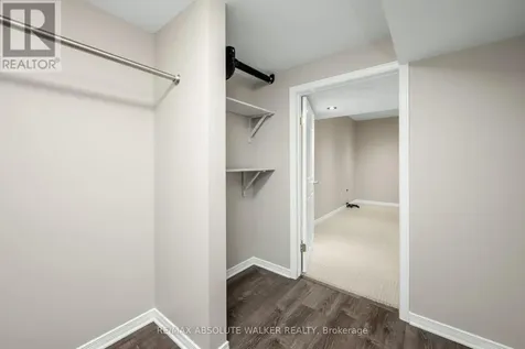 4396 Goldeneye Way Ottawa ON K1V 2H9