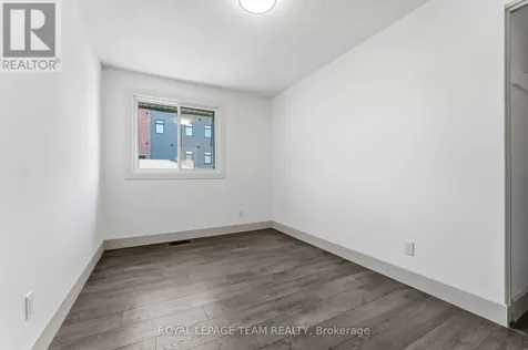 204 Donald Street Ottawa ON K1K 1M8