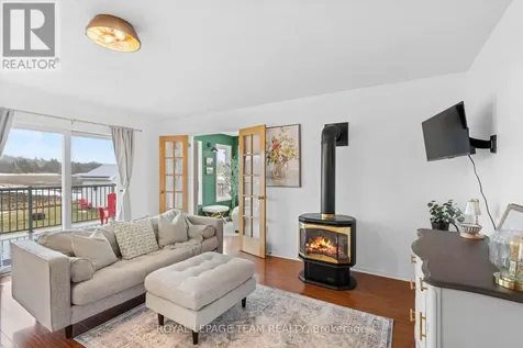 2090 Old Birch Road Ottawa ON K0A 1X0