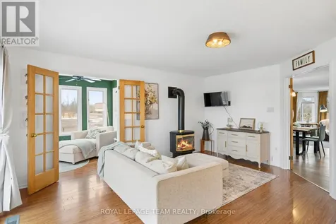 2090 Old Birch Road Ottawa ON K0A 1X0