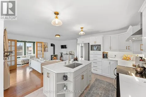 2090 Old Birch Road Ottawa ON K0A 1X0