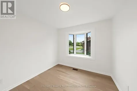 26 Spring Garden Avenue Ottawa ON K2G 3B4