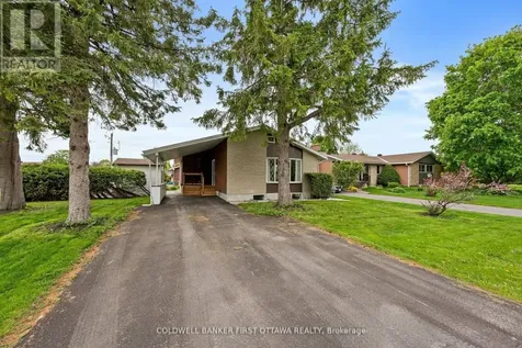 26 Spring Garden Avenue Ottawa ON K2G 3B4