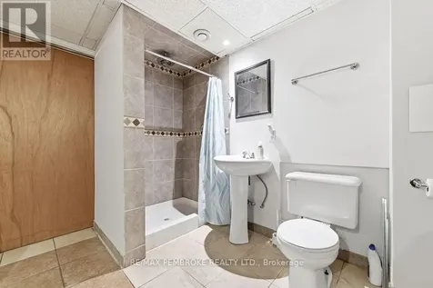 36 Selkirk Street Petawawa ON K8H 1P2