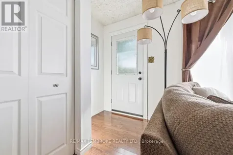 36 Selkirk Street Petawawa ON K8H 1P2