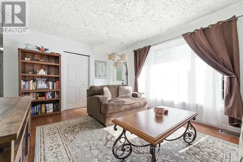 36 Selkirk Street Petawawa ON K8H 1P2