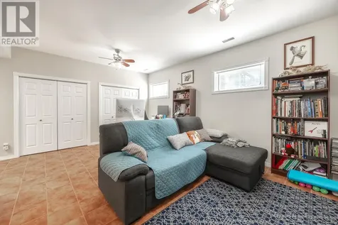 11 Chatfield Drive Sault Ste Marie ON P6C 6C6