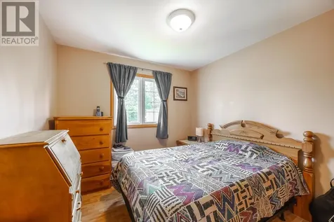 11 Chatfield Drive Sault Ste Marie ON P6C 6C6