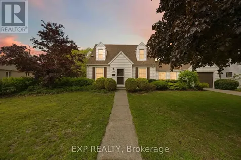 159 Cecil Street Sarnia ON N7T 6W6