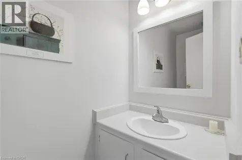 122 Lakeshore Road St. Catharines ON L2N 6N6