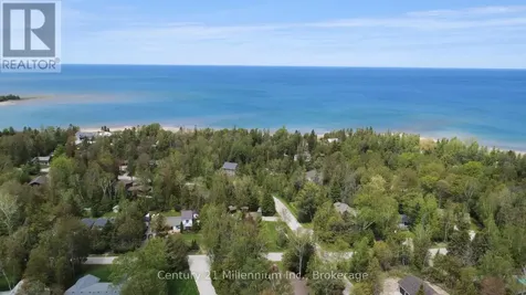 28 Jay Street Saugeen Shores ON N0H 2C5