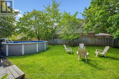 687 Champlain Avenue Cambridge ON N1R 7Z8