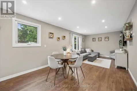 687 Champlain Boulevard Cambridge ON N1R 7Z8