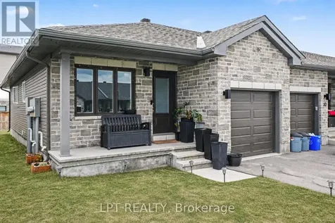 34 Morgan Clouthier Way Arnprior ON K7S 3M3