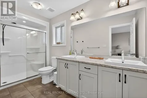 48 Curren Crescent Tillsonburg ON N4G 0J3