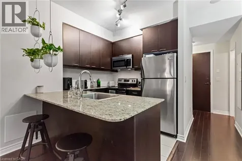 385 Prince Of Wales Drive Mississauga ON L5B 0C6