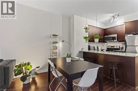 385 Prince Of Wales Drive Mississauga ON L5B 0C6