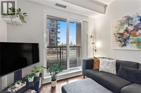 385 Prince Of Wales Drive Mississauga ON L5B 0C6