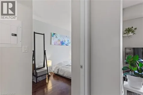 385 Prince Of Wales Drive Mississauga ON L5B 0C6