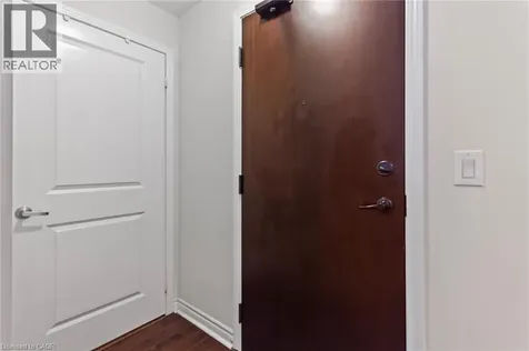 385 Prince Of Wales Drive Mississauga ON L5B 0C6