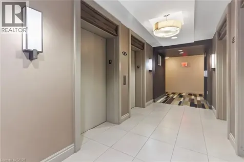 385 Prince Of Wales Drive Mississauga ON L5B 0C6