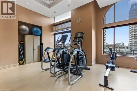 385 Prince Of Wales Drive Mississauga ON L5B 0C6