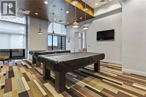 385 Prince Of Wales Drive Mississauga ON L5B 0C6