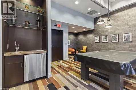 385 Prince Of Wales Drive Mississauga ON L5B 0C6
