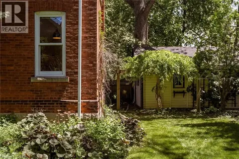 138 Park Street West Dundas ON L9H 1X7