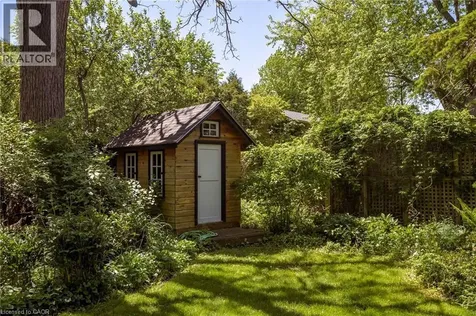 138 Park Street West Dundas ON L9H 1X7