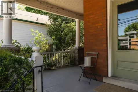 138 Park Street West Dundas ON L9H 1X7