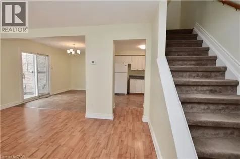 977 Francis Road Burlington ON L7T 3Z1