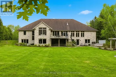 54 Bridle Path Puslinch ON N0B 2J0