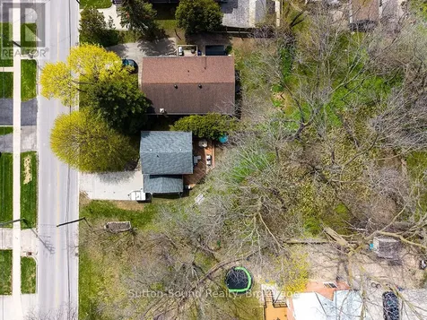 2326 4th Avenue West Owen Sound ON N4K 4Y8