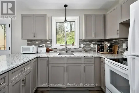 2326 4th Avenue West Owen Sound ON N4K 4Y8