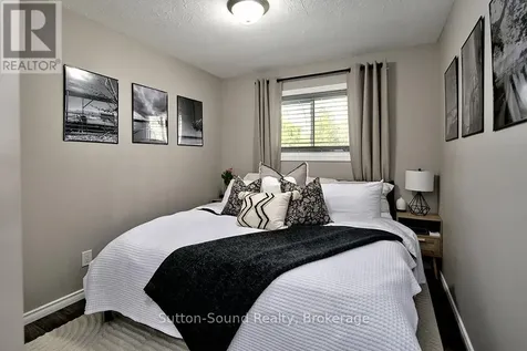 2326 4th Avenue West Owen Sound ON N4K 4Y8