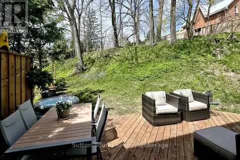 2326 4th Avenue West Owen Sound ON N4K 4Y8