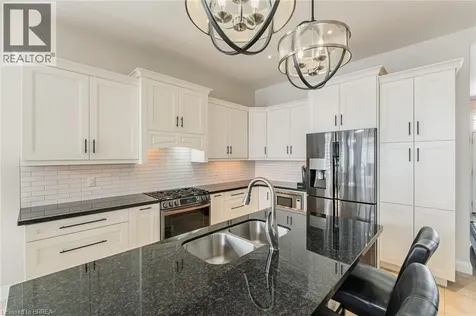 5 Moore Boulevard Brantford ON N3T 0E2